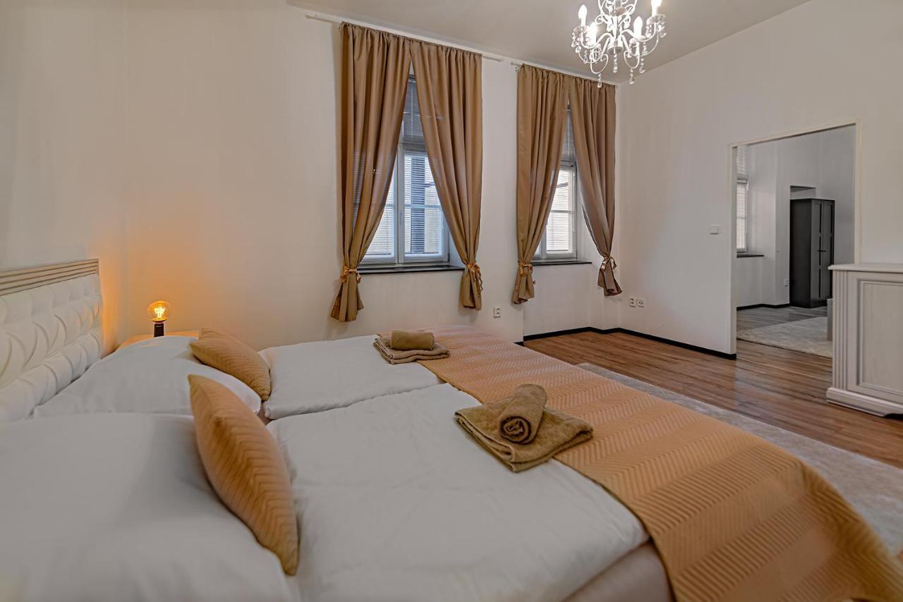 Rezidence Znojmo Hotel Bagian luar foto