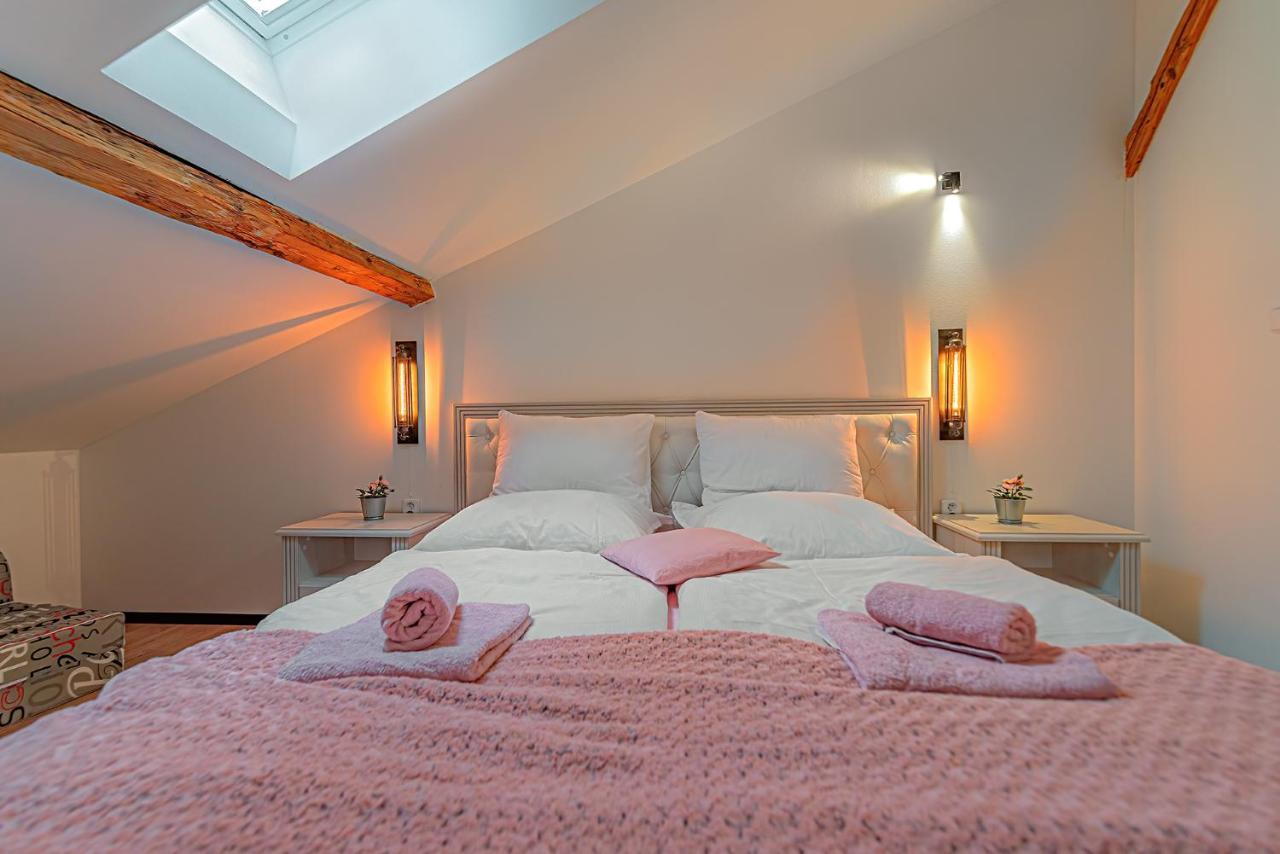Rezidence Znojmo Hotel Bagian luar foto