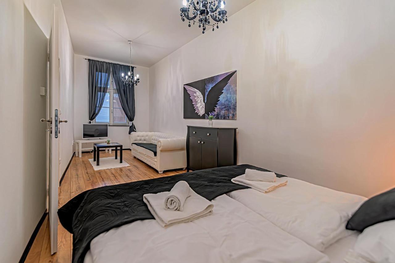 Rezidence Znojmo Hotel Bagian luar foto