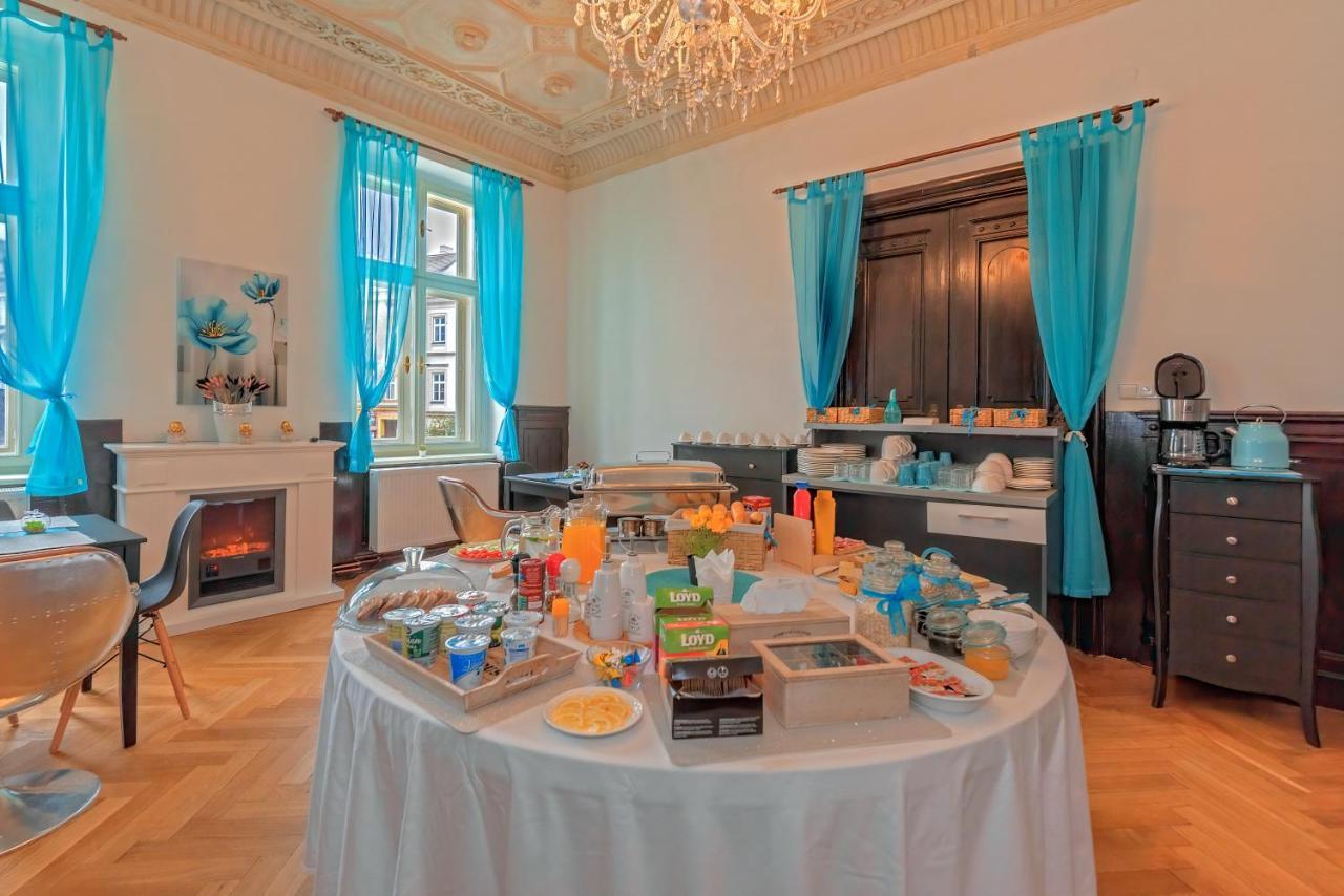 Rezidence Znojmo Hotel Bagian luar foto